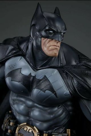 Sideshow Collectibles BATMAN Premium Format EXCLUSIVE Statue FACTORY 3