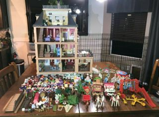 Vntg 1989 Playmobil Victorian Mansion Dollhouse With Figures & Accessories 5300