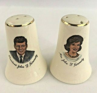 President John F Kennedy And Jacqueline Kennedy Sat And Pepper Shaker Set