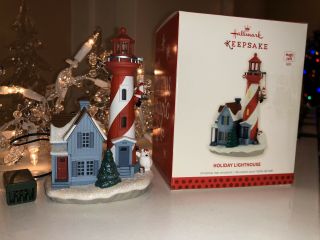 2013 Holiday Lighthouse 2nd In Series Hallmark Keepsake Christmas Ornament Magic