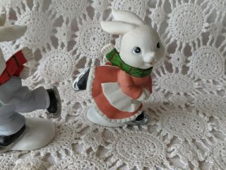 Vintage Homco Christmas Winter Figurines Bunny Rabbit Boy And Girl Ice Skating 3