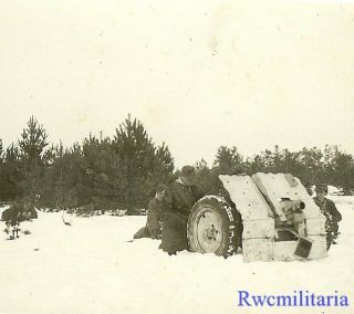 Best German Crew In Camo Parkas In Winter W/ Leig.  18 7.  5cm Howitzer (2)