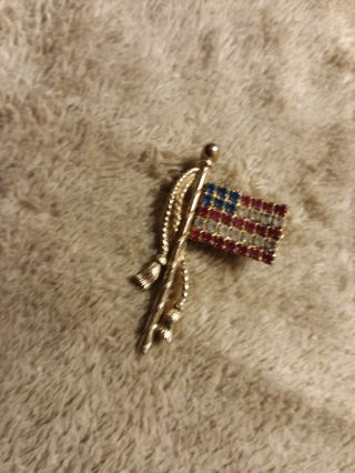 DAR American Flag pin w/ red,  blue,  n clear rhinestones,  gold toned metal body 3