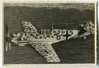 German Wwii Archive Photo: Luftwaffe Messerschmitt Bf 109 Aircraft In Flight