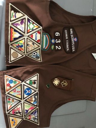 Vintage Early 2000’s Girl Scout Brownie Vest W/ Patches Citrus Council Trp 632