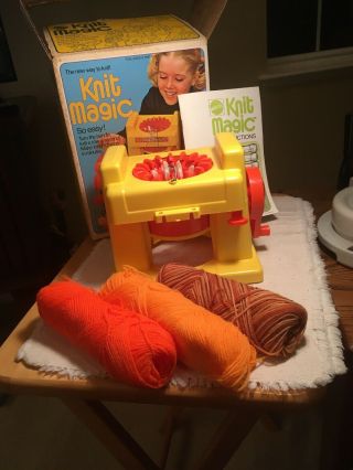 Mattel Knit Magic Vintage 1974 With Box,  Instructions And Yarn