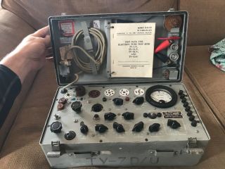 Vintage Military Tv - 7d/u Electron Vacuum Tube Tester