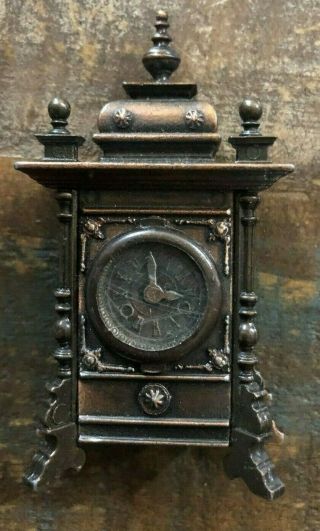 Emb Marti Vintage Clock Die Cast Pencil Sharpener Spain 1018