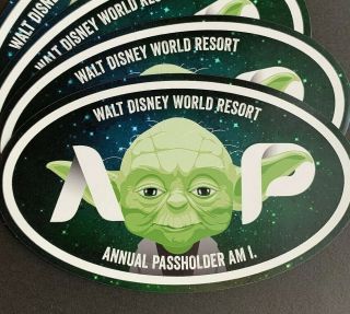 Yoda Oval Annual Passholder Car,  Gift Magnet Disney World Disneyland 5 " X 3 "