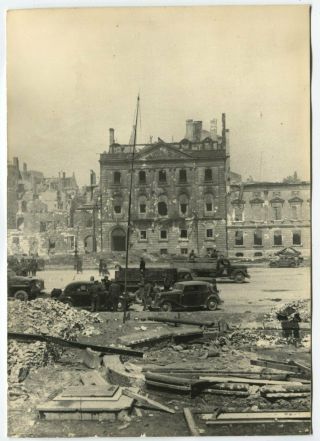 Wwii Large Size Press Photo: Vehicles In Ruined Berlin Center,  May 1945