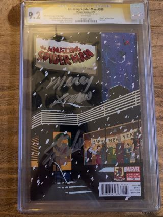 Stan Lee Auto The Spider - Man 700 Cgc 9.  2 B Variant Stan Wrote Merry Xmas