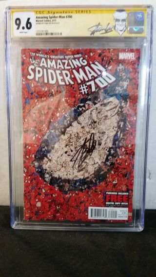 Spider - Man 700 Cgc 9.  6 Ss Signed Stan Lee