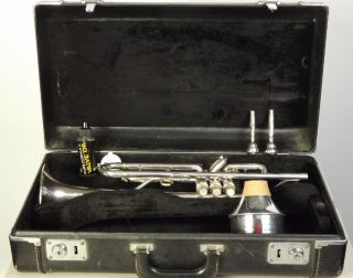 Vintage King Silver Flair Trumpet Outfit W