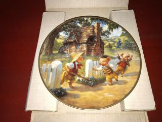 Edwin M.  Knowles The Three Little Pigs Classic Fairy Tale Collectors Plate