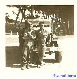 Neat Us Soldiers Posed In Front Of Their Gmc Truck