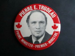 Canada Quebec Political Pinback Pin Button - Pierre Trudeau Prime Minister
