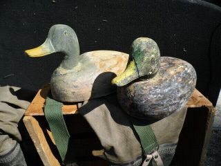Vintage / Primitive Pair Wooden Mallard Duck Decoy Cabin Rustic Art Hand Carved