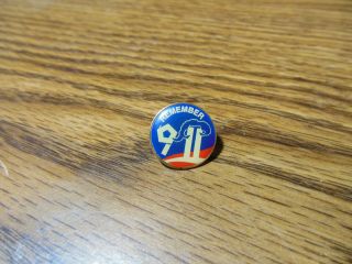 Remember 9 11 Smoking Twin Towers Lapel Pin Made In Usa 09 - 11 - 01