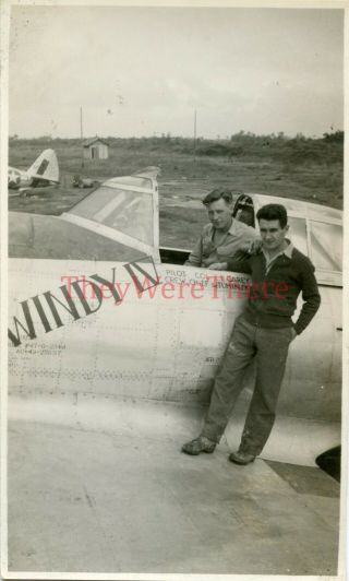 Wwii Photo - P 47 Thunderbolt Fighter Plane Nose Art - Windy Iv (43 - 25697)