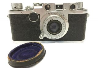 Vintage Leica D.  R.  P.  Ernst Leitz Wetzlar 35mm Camera In Case With Accessories