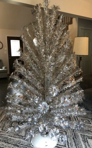 Vintage Peco 7 Ft Aluminum Christmas Tree Deluxe Sparkling Pom Pom 118 Branches