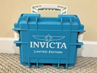 Invicta Limited Edition Heavy Duty 3 - Slot Case W/ Handle For Watches (aqua Blue)