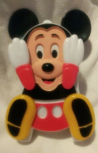 Vintage Walt Disney Mickey Mouse Illco Wind Up Musical Fara Shaka Peekaboo Toy