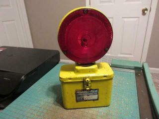 Vintage Dietz Visi - Flash Model 695 Transistorized Red Lens Warning Traffic Light