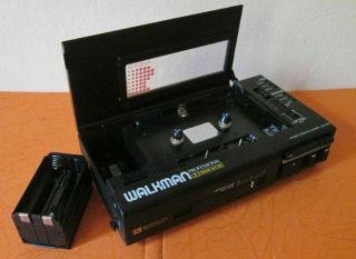 Vintage Sony Walkman Wm - D6c Professional Personal Cassette Player Recorder