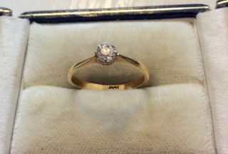 Lovely Quality Early Vintage 18 Carat Old Cut Diamond Solitaire Ring