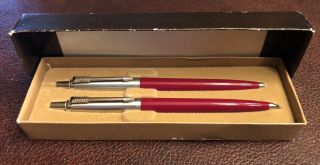 Vintage Parker Pen & Pencil Set Red Li With Box 1982
