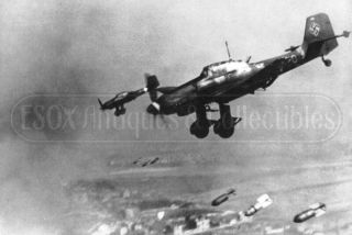 Wwii German Bombers Junkers Ju - 87 Bombing Luftwaffe Ww2 Photograph Photo 4x6