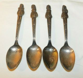 Vintage Set Of 4 Dionne Quintuplets Souvenir Spoons