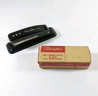 Vintage Swingline Cub Stapler Made In Usa With 35 - 2d Staples