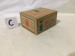 Box of 10 Vintage Candelabra Sockets Screw - on Type C7 Size Christmas Light (C) 2