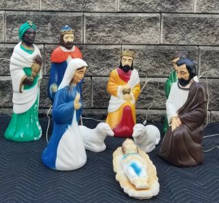 Vintage Light - Up Nativity Scene Outdoor Christmas Decoration Plastic Blow Mold