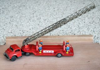 Vintage M.  F.  D.  Tin Fire Truck W/extension Ladder,  Friction Toy - Japan 14 Inches