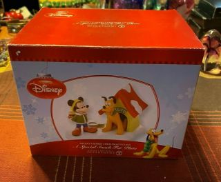 Dept 56 Disney Christmas Village A Special Snack For Pluto W/mickey 4027602