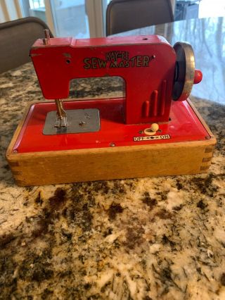 Vintage Kayanee Sew Master Toy Sewing Machine,  Red W/box,  Made In Berlin,  Off/on