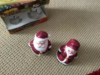 Santa Claus And Mrs Claus Christmas Salt Pepper Shakers Publix Collectables 2001
