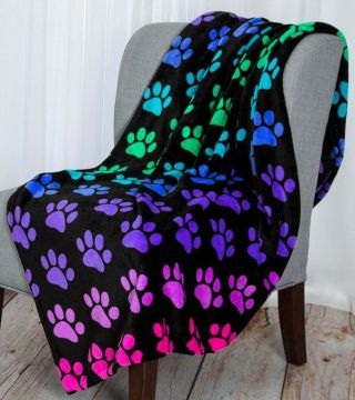 Purple Embossed Fleece Blanket With Dog Prints