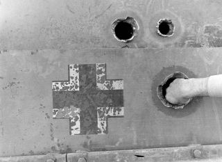 Wwii Photo German Tank Holes In Armor Tunisia 1943 Ww2 B&w World War Two/ 4121