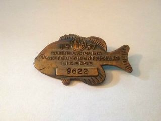 1937 North Carolina State Resident Fishing License Badge Bluegill Fish Button Nc