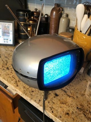 Panasonic Orbital Tr - 005 Ufo Transistor Tv Vintage Mid Century Eyeball Silver