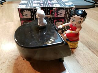 Betty Boop 1995 Grand Piano Music Box & Spinning Dog Magnets By Vandor