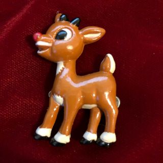 200 Toy Inc 1999 Land Misfit Toys CVS Rudolph Red Nosed Reindeer Lapel Pin 2.  25 