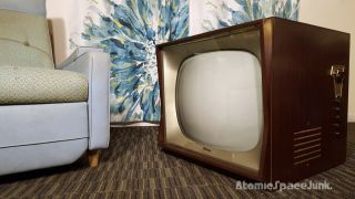 Huge 1950s Vintage Television Set 1956 Sears Silvertone Big 22 " Tv Model 6122