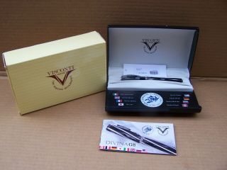 Visconti Divina G8 Summit Limited Edition Fountain Pen 029