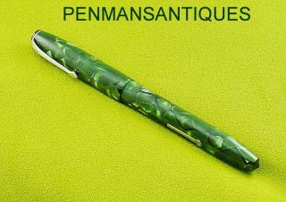 CIRCA 1938 CONWAY STEWART 15 FOUNTAIN PEN IN GREEN PEARL AND BLACK VEINS 3
