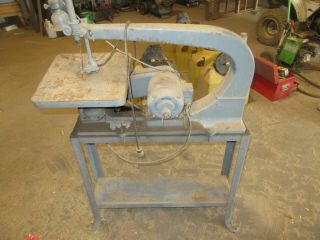 Vintage Rockwell Delta Scroll Saw / Stand